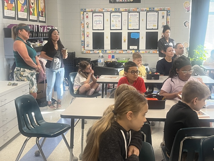 Both classes published a book and had a publishing party last Friday