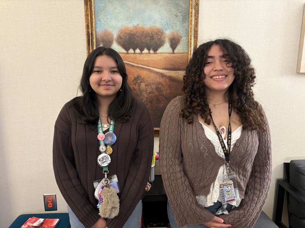 Photograph of Angi Acosta and Jomairy Corsino-Carrero