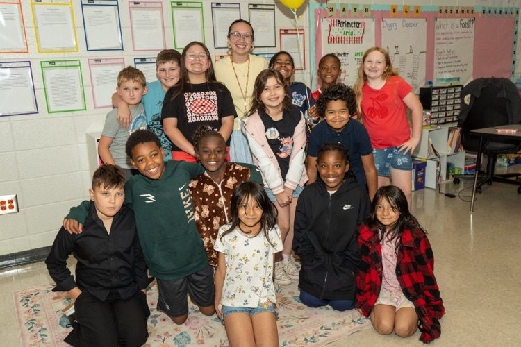 Ostheim with students 