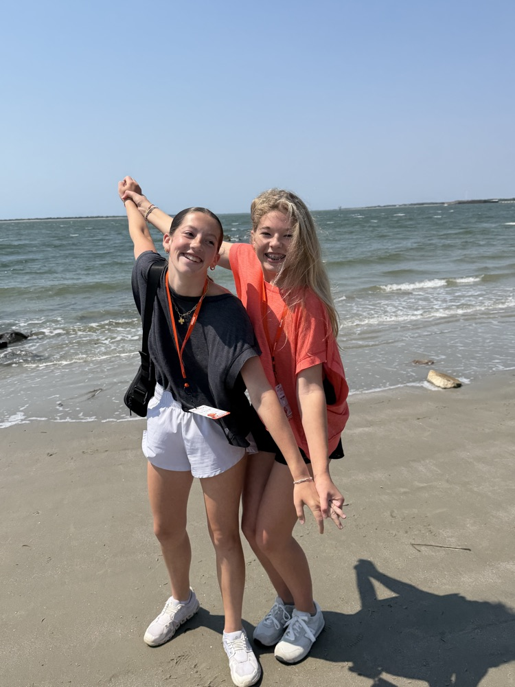 kids on a trip 