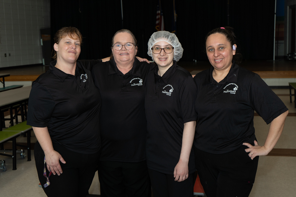 cafeteria team