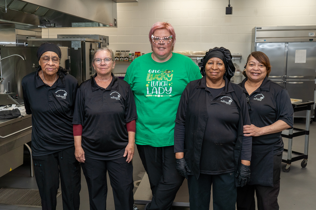cafeteria team