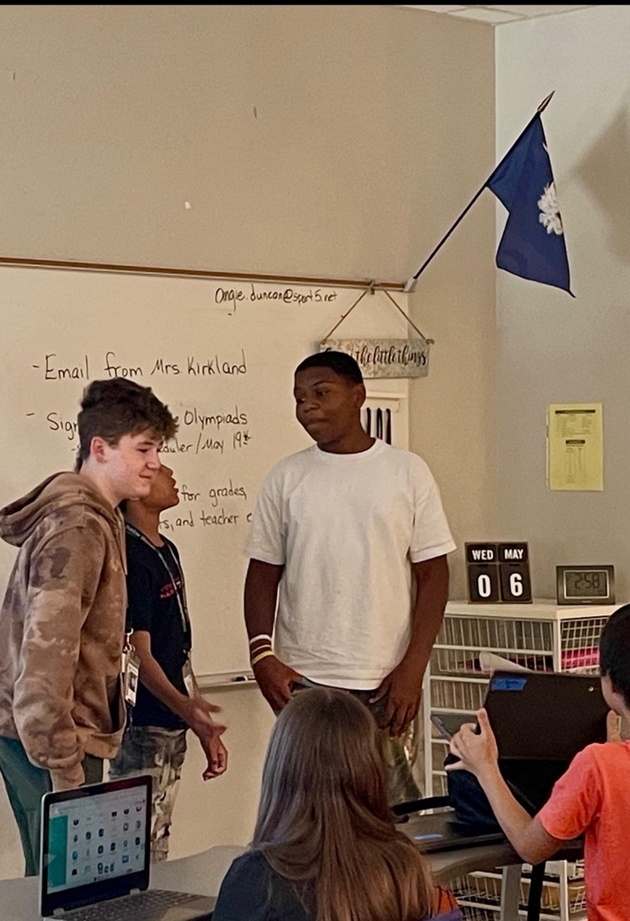 kids performing