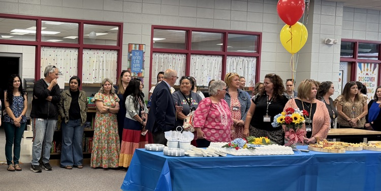 Celebrating 52 years as an educator in Spartanburg District 5! Thank you to everyone who joined us in honoring our amazing Dr. Glenda Bigby this afternoon.