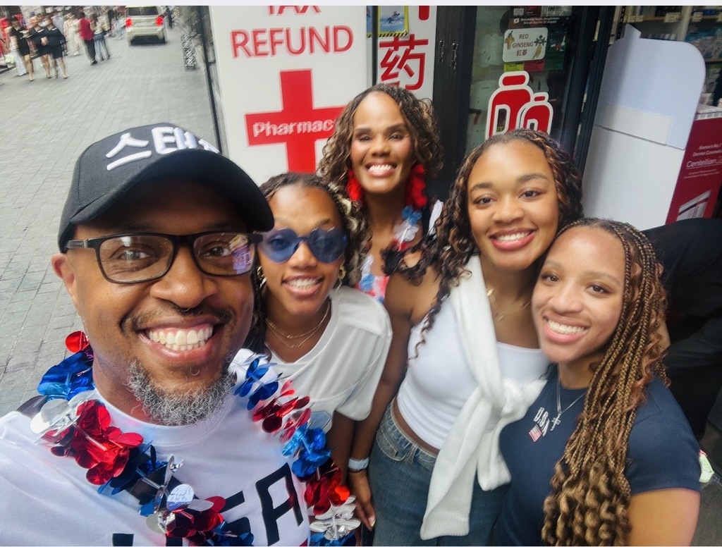 Bolden family in Korea