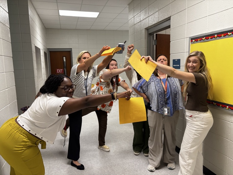 teacher’s doing scavenger hunt