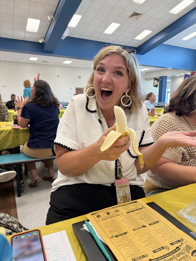 teacher’s doing scavenger hunt