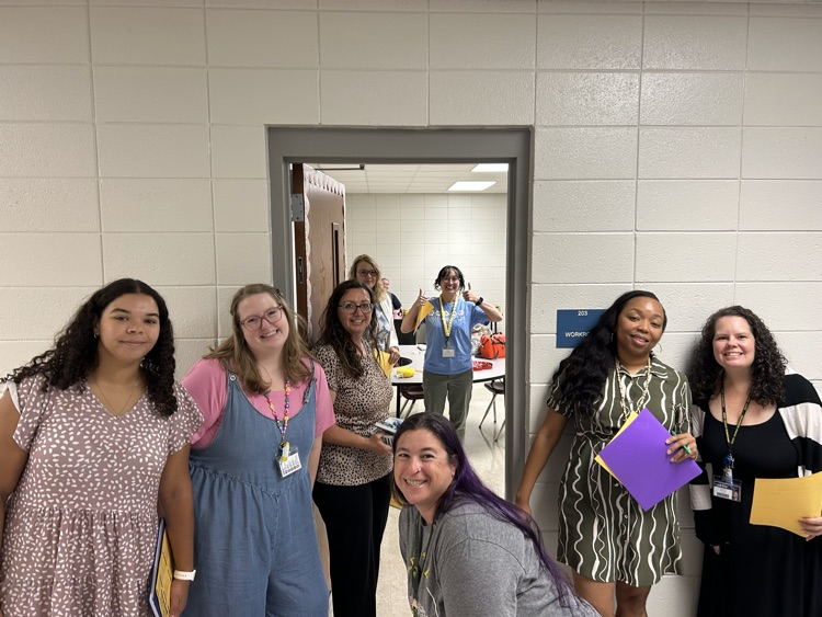 teacher’s doing scavenger hunt