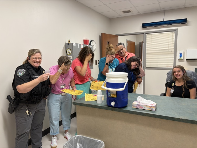 teacher’s doing scavenger hunt