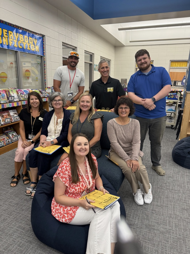 teacher’s doing scavenger hunt