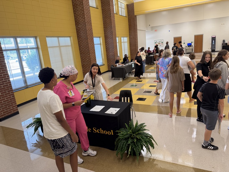 DR Hill Middle School meet the teacher event