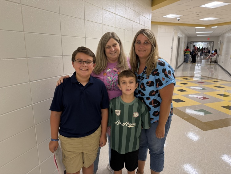 DR Hill Middle School meet the teacher event