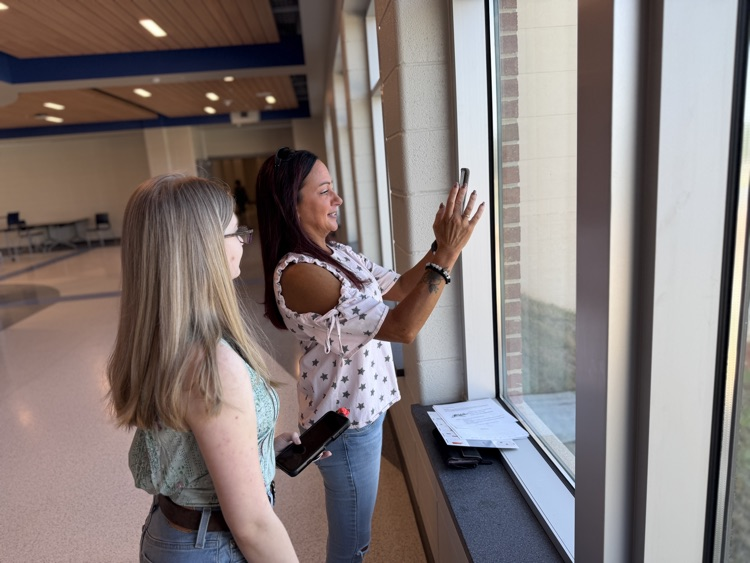 Byrnes High School meet the teacher event