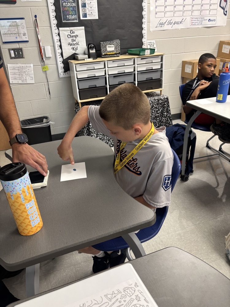 kids getting fingerprinted