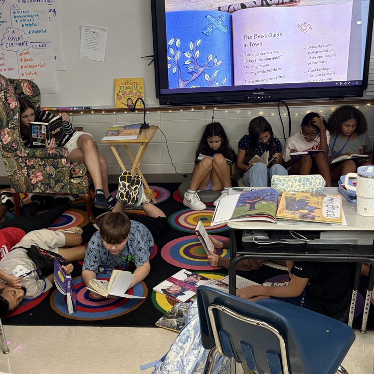 picture of students reading