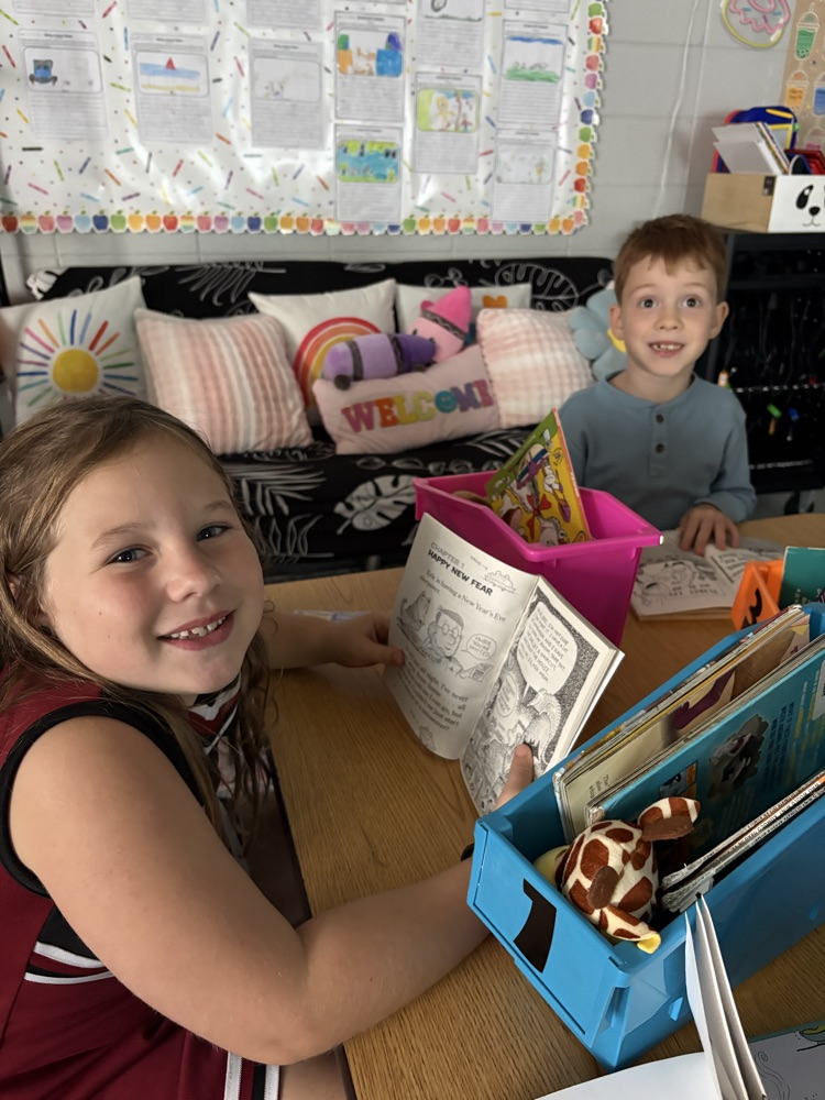 students reading in class 