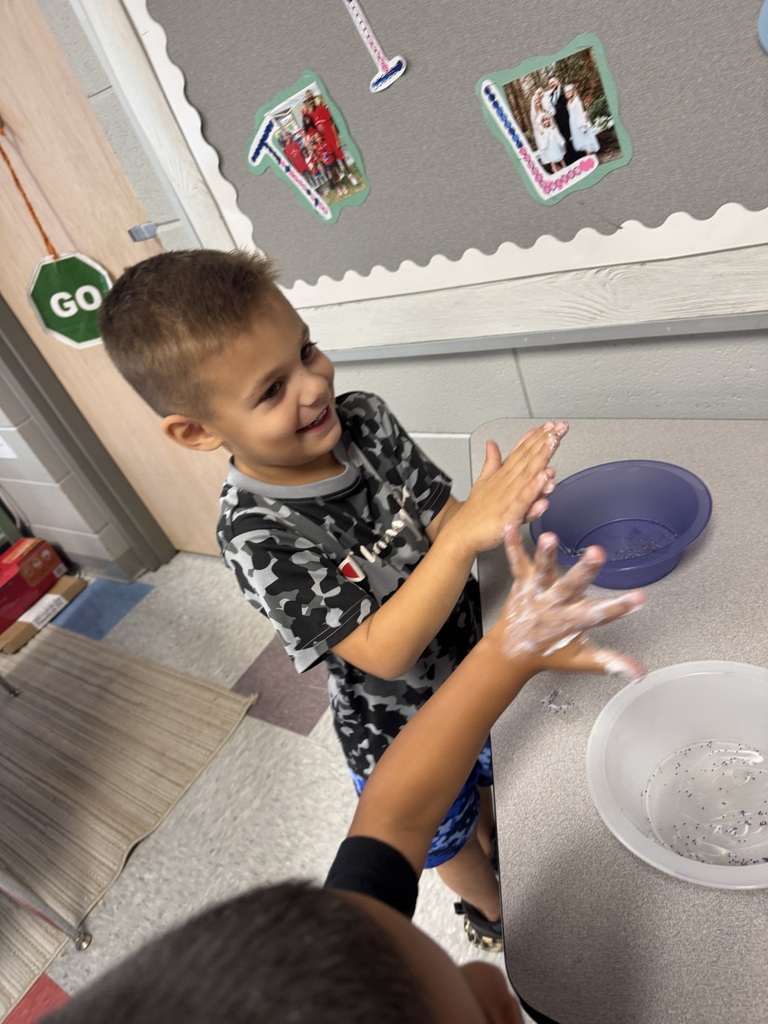 K4 students working on fine motor skills