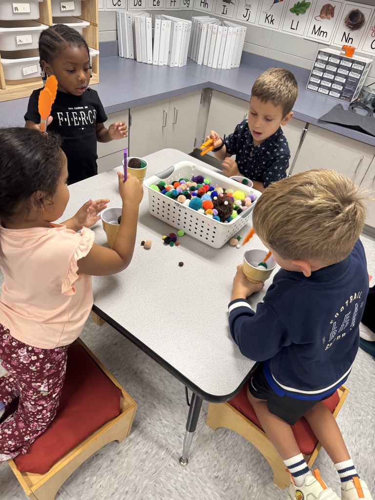 K4 students working on fine motor skills