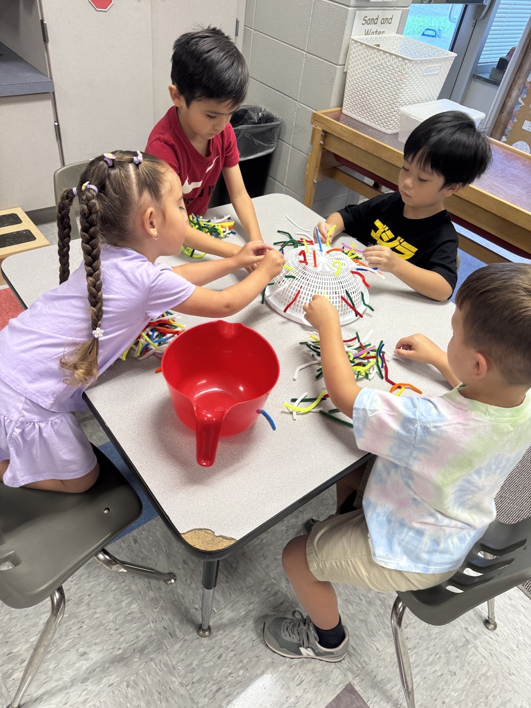 K4 students working on fine motor skills