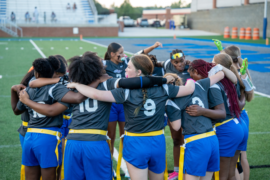 girls flag football team