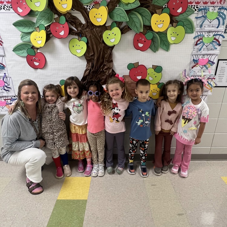 pics of red ribbon week dress up days