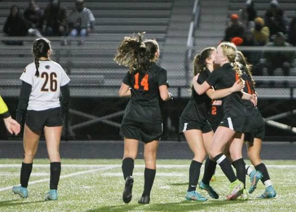 BIG WINS FOR BOYS AND GIRLS SOCCER‼️🚨 Boys Soccer takes home the win over Parker Charter 8-1 Girls soccer takes the win over Bay Path 4-0 🚨🤝