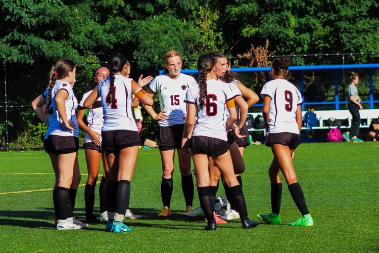 David Prouty Girls Soccer Ties South High 3-3 goals scored by Zoey Barnett(2) and Kinley Savageau (1) assisted by Zoey Barnett, Lily Spahn, and Aubrey Messier 👏‼️⚽️