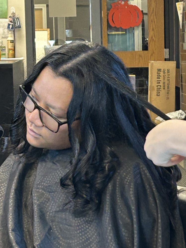 In Case You Missed It.. Homecoming 2025! Getting ready for weekend right with haircuts at BayPath. @ChooseSEBRSD @MASchoolsK12 @MASCSchoolComm