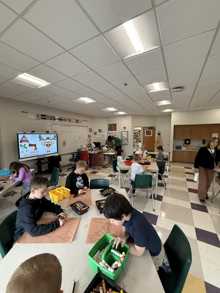 dazzle dazzle 2nd grade art lesson with Mrs. Ouellette