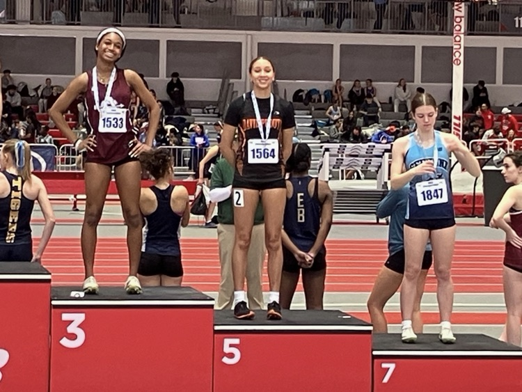 Congratulations to Zoe Barnett for finishing 5th in the state in the 55m sprint.
