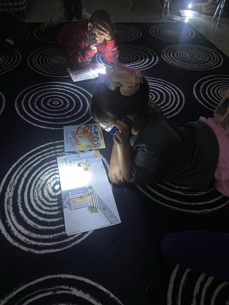 flashlight 8