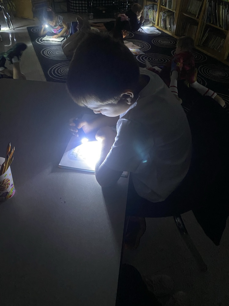flashlight 10