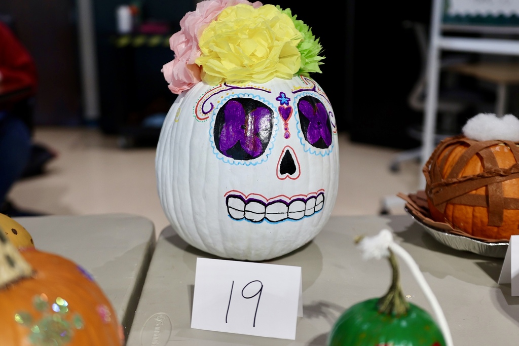calavera pumpkin