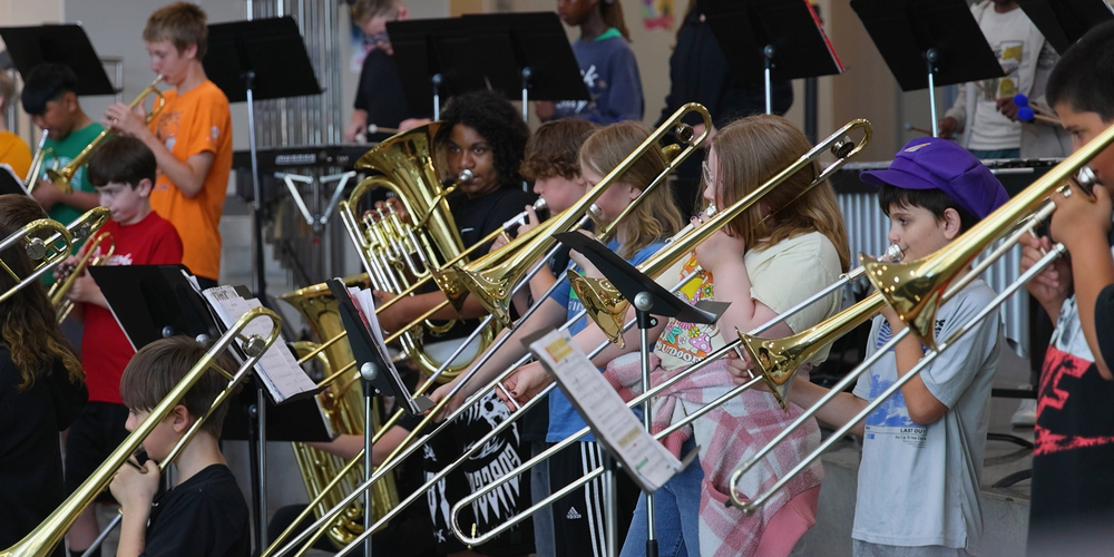 Glover Middle School band performs