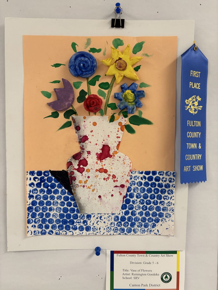 More amazing artwork from the Town & Country Art Show—check out these student creations! 👏