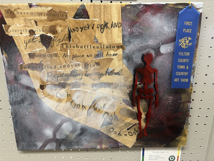 More amazing artwork from the Town & Country Art Show—check out these student creations! 👏