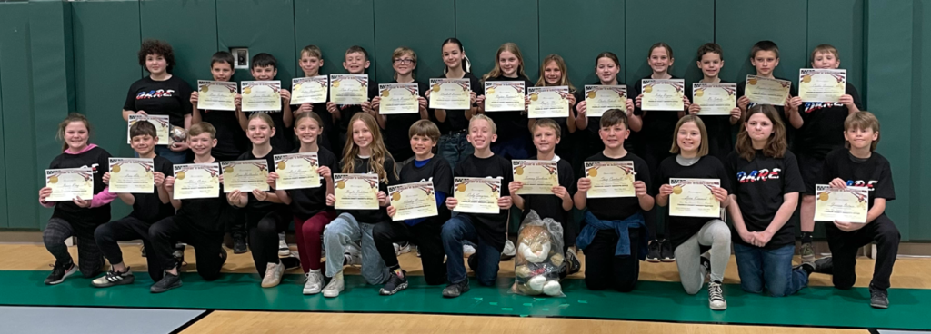 5th Grade D.A.R.E. graduates