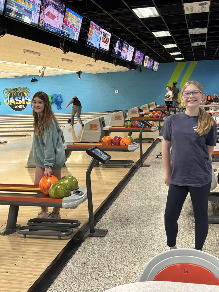 Middle school enjoys a day of bowling 