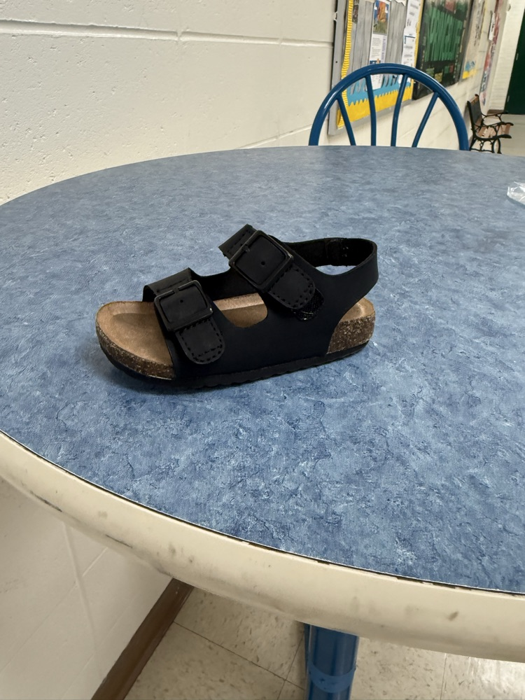 child’s shoe