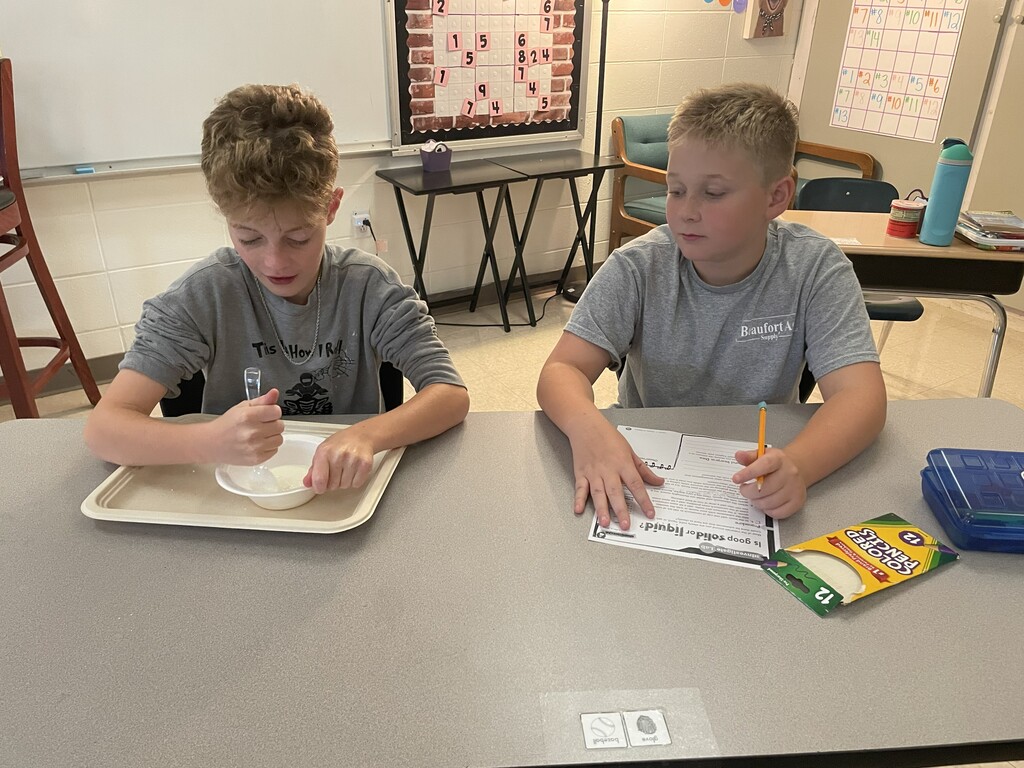 5th Grade Students exploring Goop to describe the states of matter.