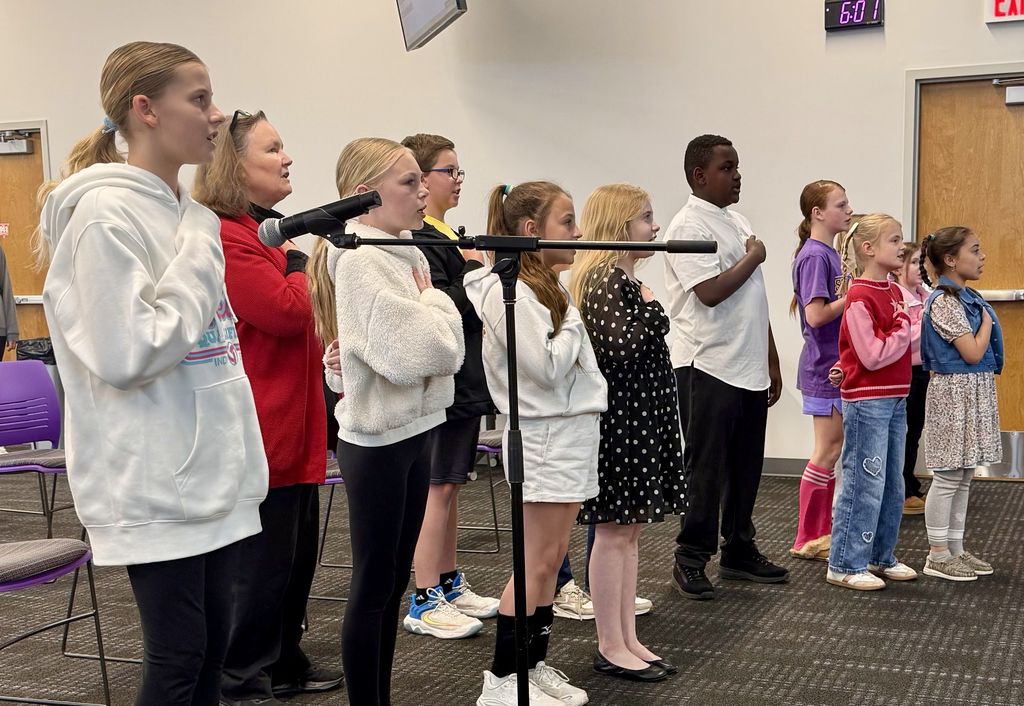 WCES Students saying the pledge of allegiance