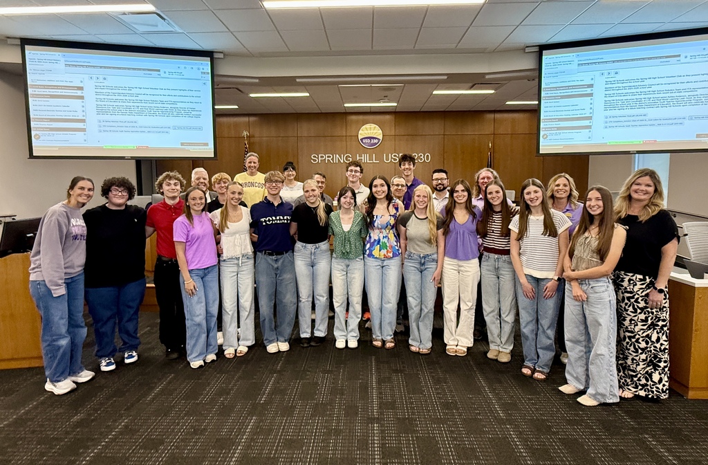 SHHS Volunteer Club at May 11 BOE Meeting