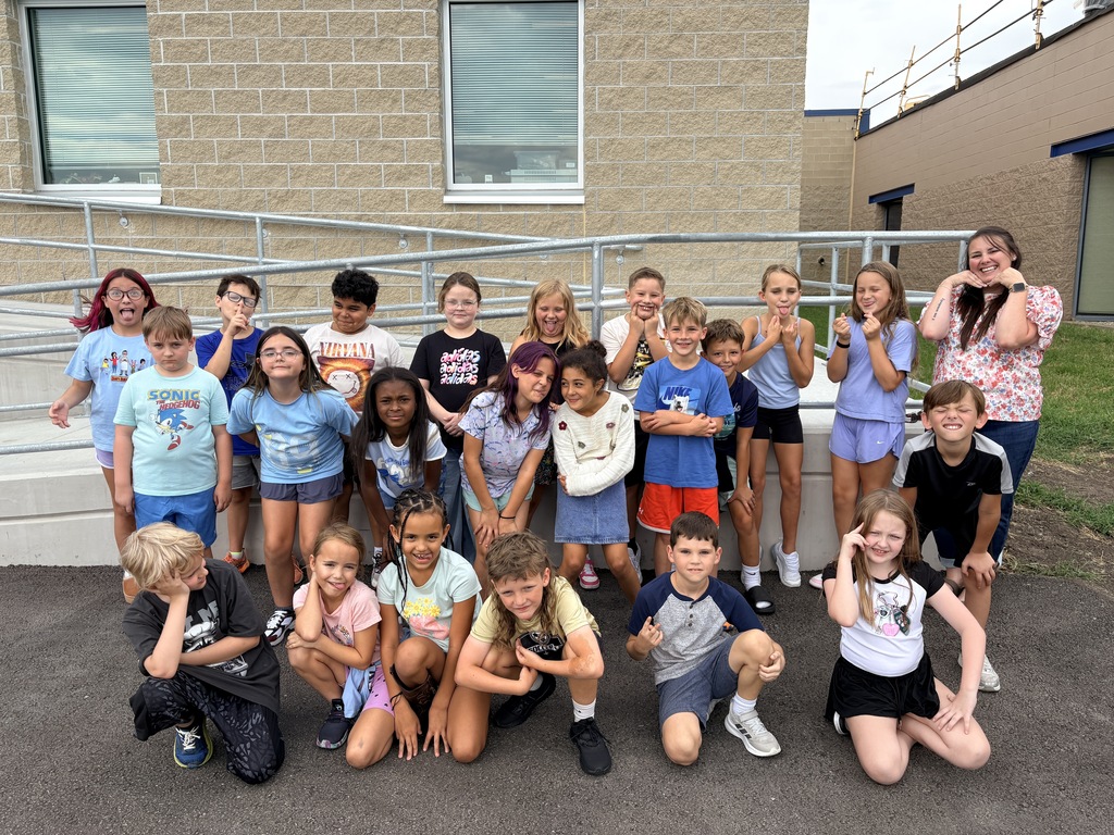 fourth grade group picture