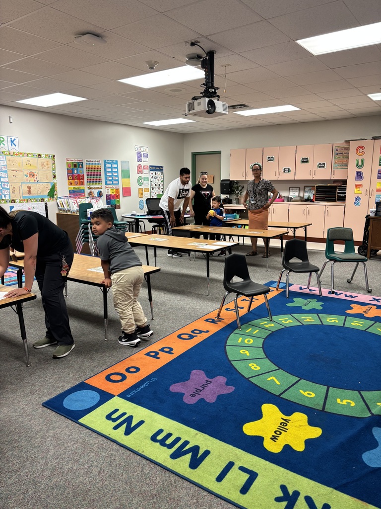 Kindergarten Ms. Holman welcoming her parents