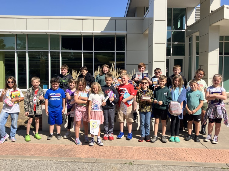 Students are visiting the library.