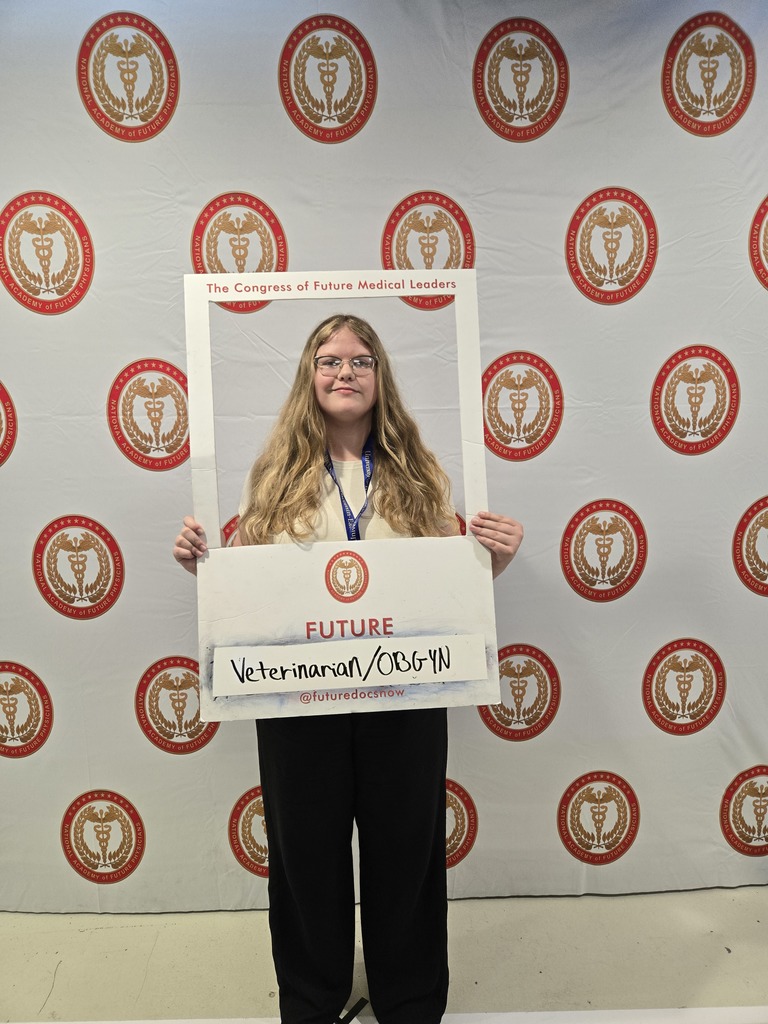 A huge congratulations to Shyanne Cross, a 10th-grade student at Don Tyson School of Innovation! She was accepted as a delegate to the 2025 Congress of Future Medical Leaders and had a truly inspiring trip. While there, Shyanne was surrounded by Nobel Peace Prize winners, medical professionals from every field imaginable, and even patients whose lives were forever changed by modern medicine. She went to the conference with dreams of becoming a veterinarian, but thanks to this incredible experience, she's now also considering a career in the OB-GYN field. We can't wait to see what she accomplishes next!