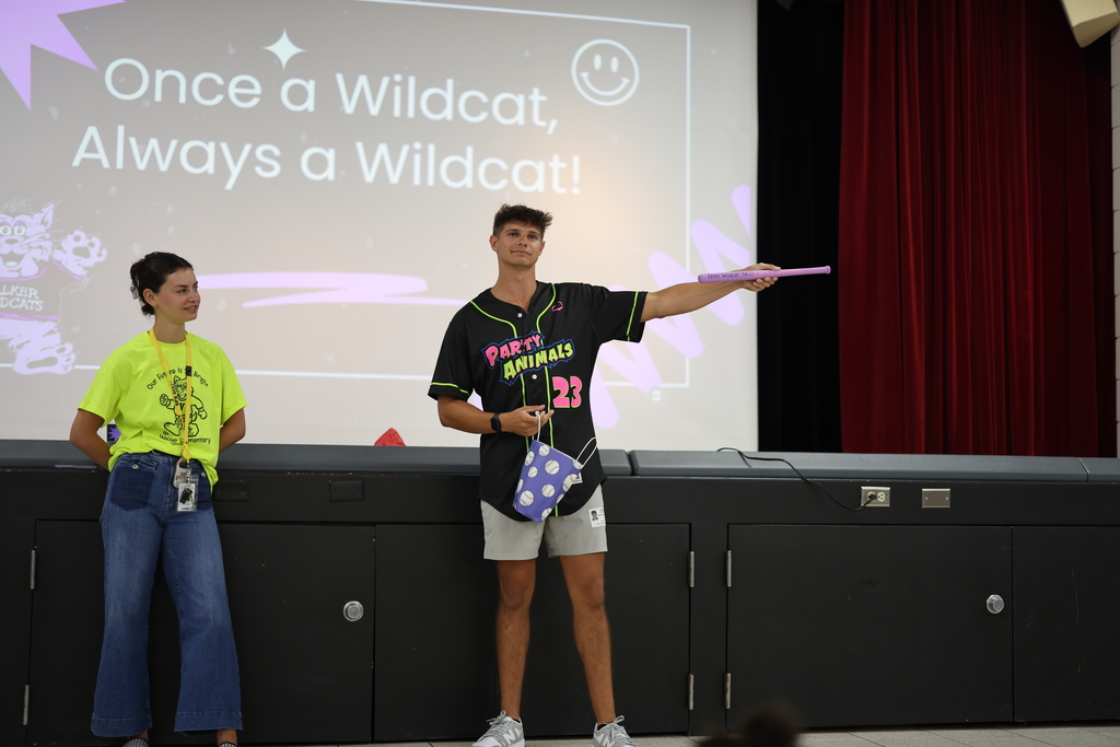 From Walker Wildcat to Banana Ball Party Animal! @blakebenson23, a former student, returned to his old elementary school to share an inspiring message about following your dreams. Catch him on the mound for the Party Animals this Friday and Saturday! #SpringdaleFamily #partyanimals #bananaball