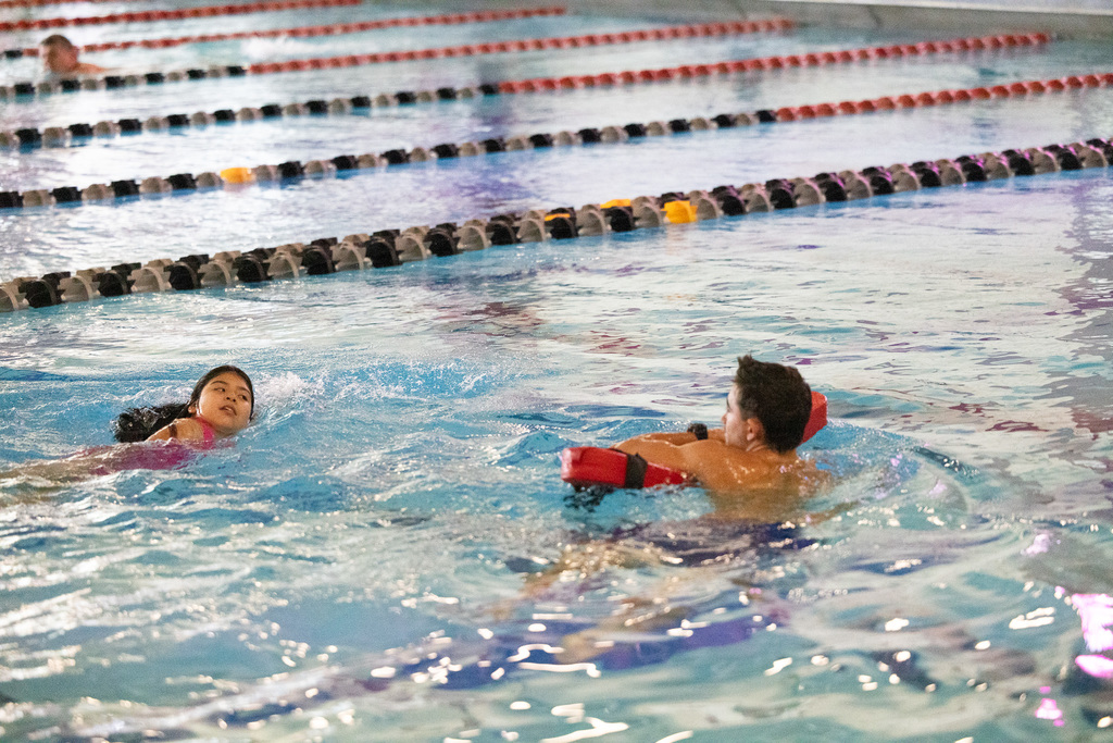 Big thanks to the Jones Center for partnering with Jones Elementary! 🙌 Their 3rd graders received swim assessments, and those who need a little extra help will get FREE swim lessons. 🏊💙 Parson Hills 3rd graders will join later this semester—can’t wait! #SpringdaleFamily