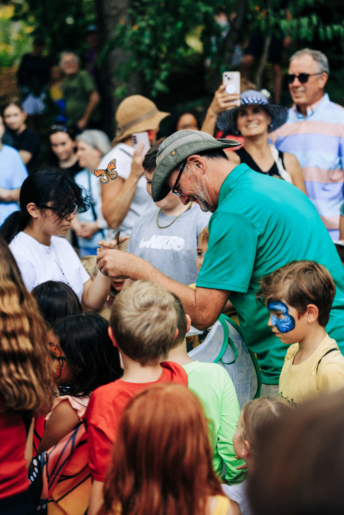 Celebrate the magic of the monarch butterfly at Luther George Park this Saturday, September 20, from 11 a.m. to 4 p.m.! 🦋 Join the Downtown Springdale Alliance for a free, family-friendly event filled with hands-on activities, crafts, and the spectacular Monarch Flight Parade. Be sure to arrive early—we're giving away 1,000 butterfly wings for kids to wear! Bring your lawn chairs and blankets, and get ready to relax and enjoy the festivities. This event is proudly sponsored by the Tyson Family Foundation and Walmart. Come celebrate nature, community, and the incredible journey of the monarch butterfly! #Monarchs #Butterfly #SpringdaleFamily