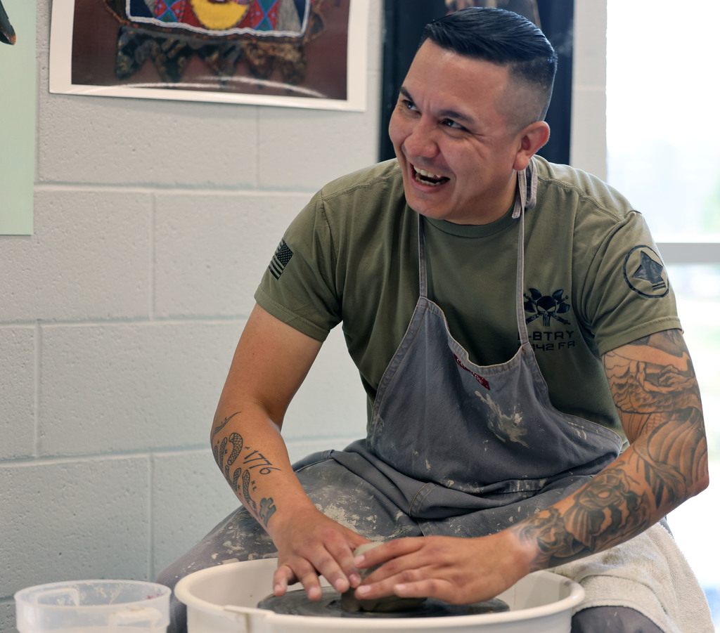 Amanda Craddick's Art Class had a special day! 🎨 SSG Snavely and SGT Chavez from the Army National Guard visited to share information about the National Guard. Afterward, everyone got creative, throwing pottery on the wheels together. It was a day of learning and hands-on fun! 
